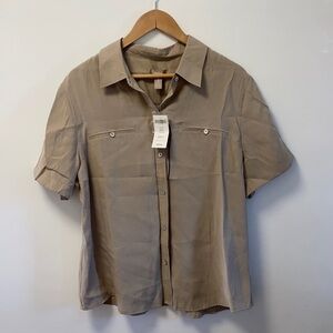 NWT Chico's Women's Silky Rayon Nest Tan Button Down Size 3